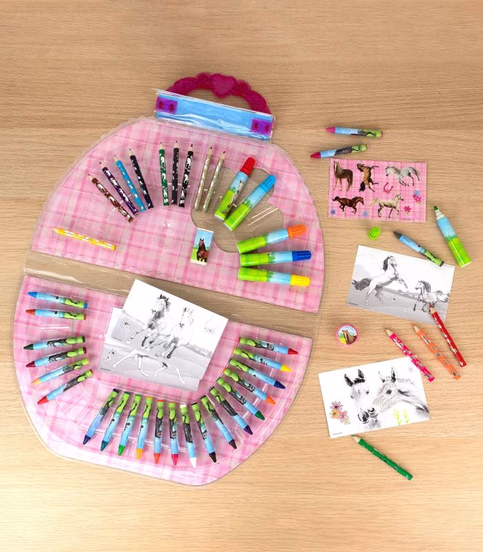 Horses Colouring Case Giftset - Image 2