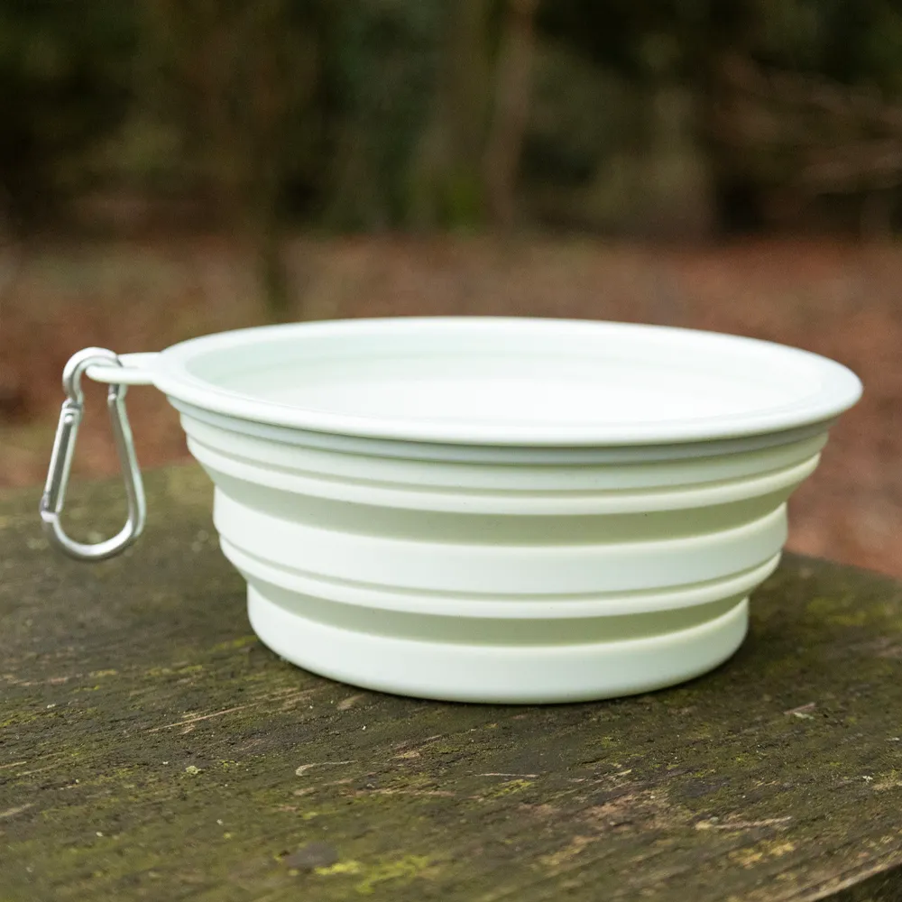 Benji & Flo Collapsible Travel Bowl - Green - Image 2